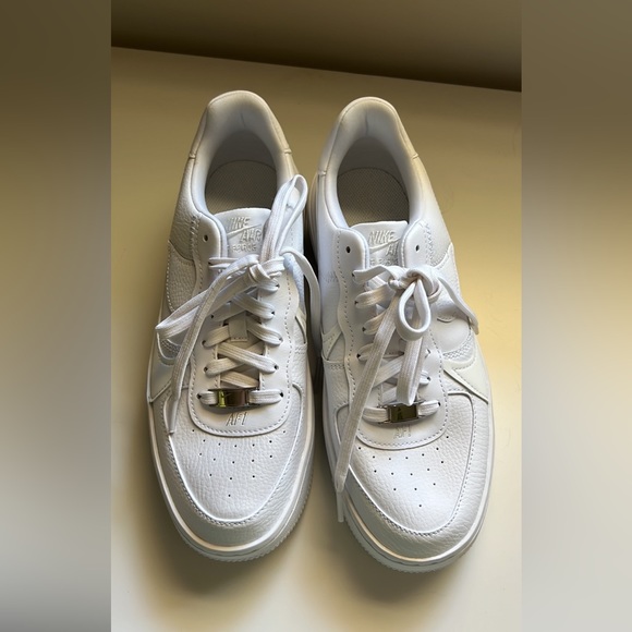 Nike Air Force 1 Womens 8 - Picture 2 of 3